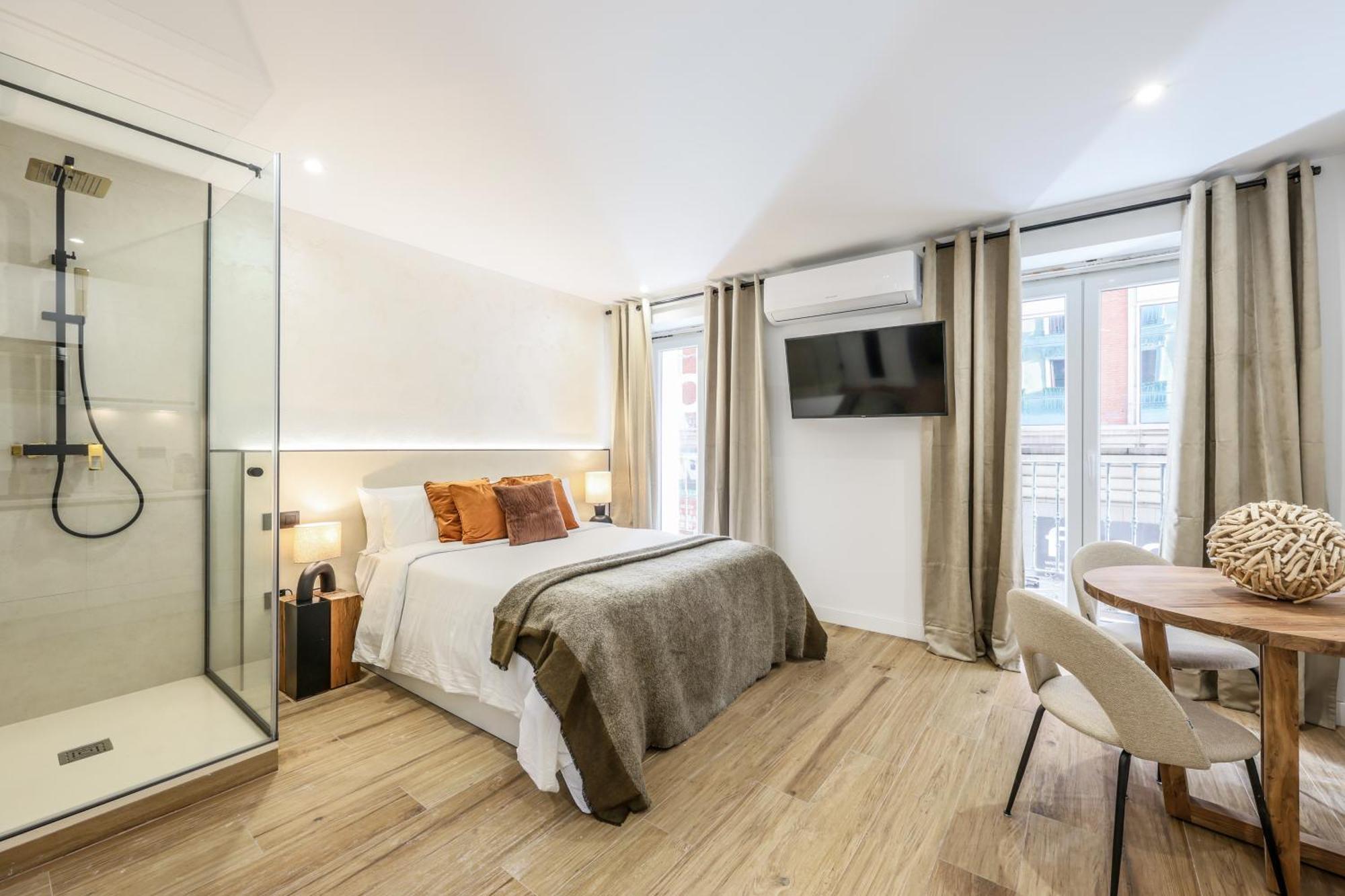 Estudio Funcional Plaza Del Callao, Mid Term Appartement Madrid